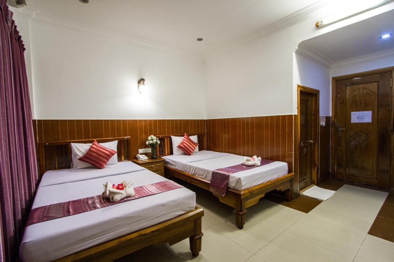 Botoum Hotel Sisophon Habitación foto